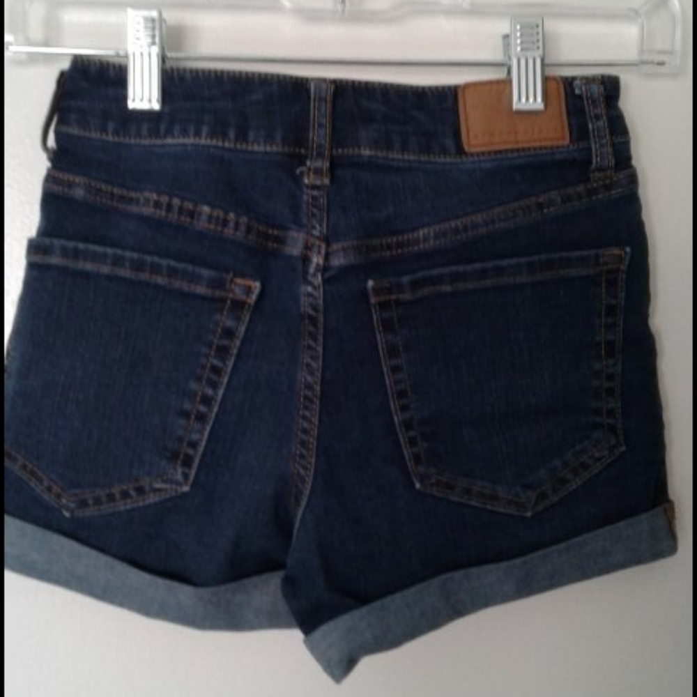 Shorts - Picture 2 of 2